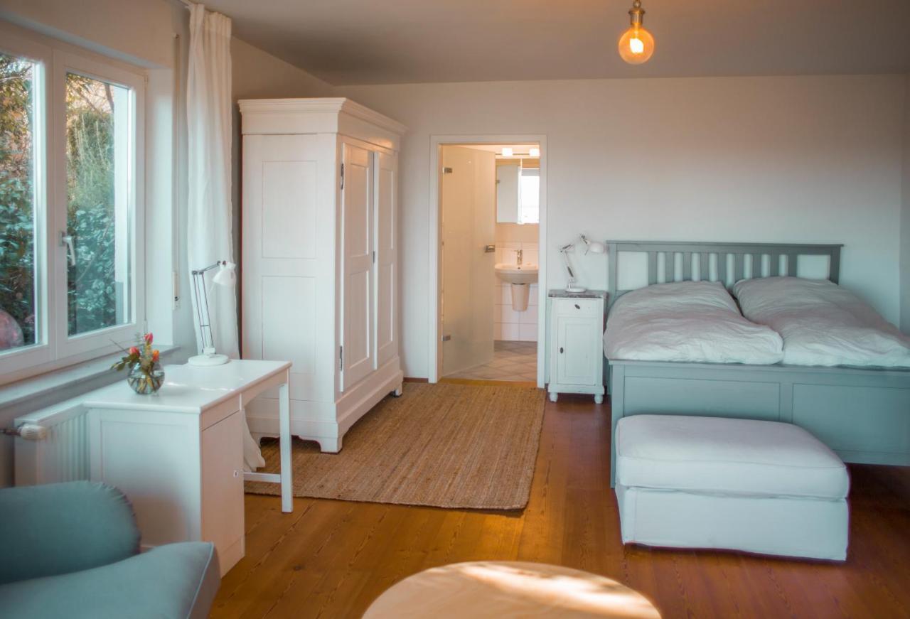 Bed & Breakfast Unter Den Linden Hungen Exterior photo