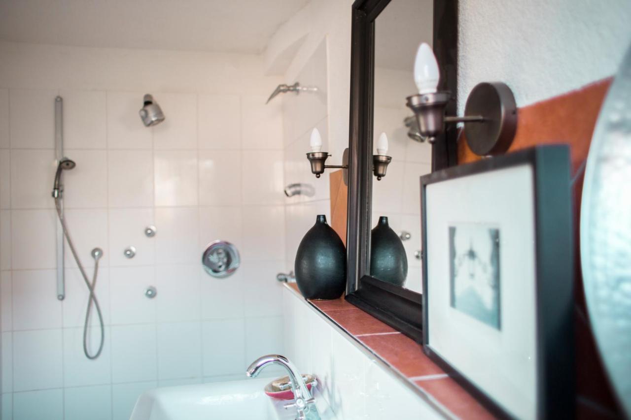 Bed & Breakfast Unter Den Linden Hungen Exterior photo